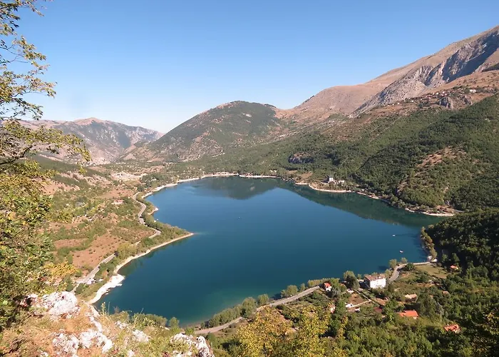 Grotta Dei Colombi Отель Сканно
