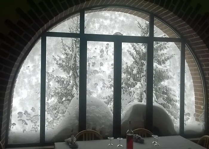 Grotta Dei Colombi Сканно